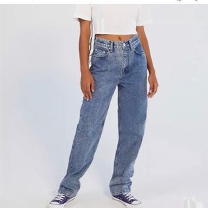 BDG High Rise Baggy Jeans - Light Acid Wash